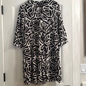 Rachel Zoe black and white dress with pockets